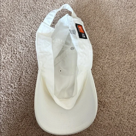 Nike White Sports Cap - Picture 2 of 2